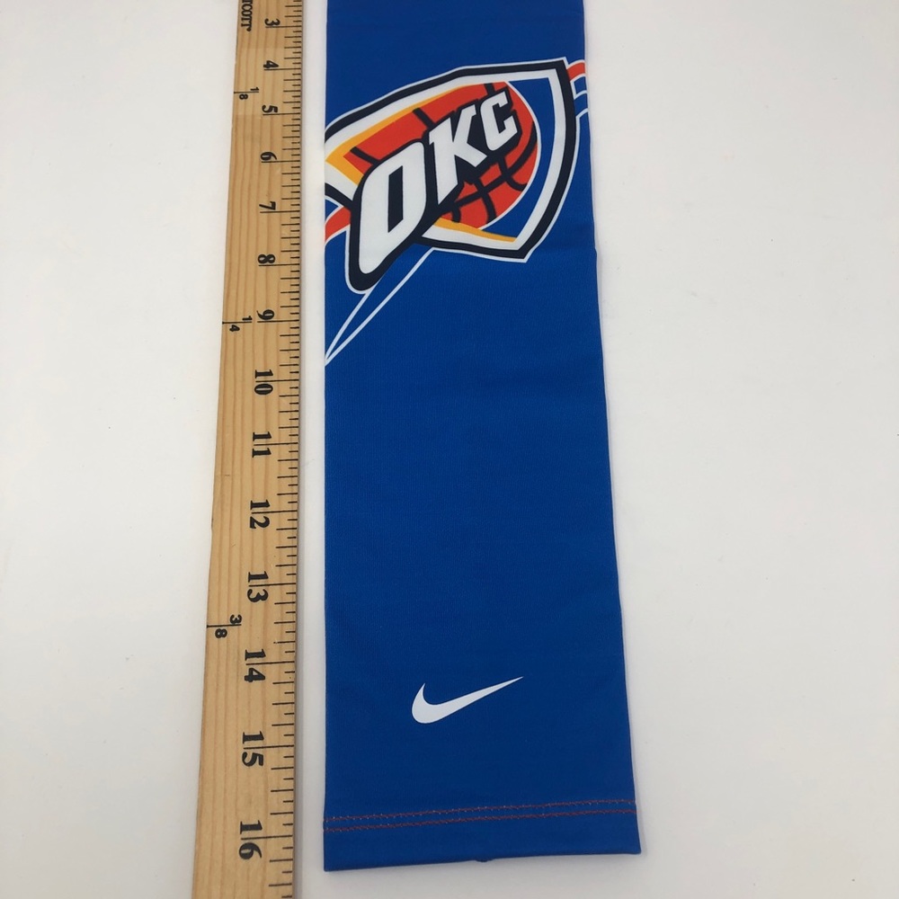 Nike DRI FIT OKC SHOOTER ARM SLEEVE